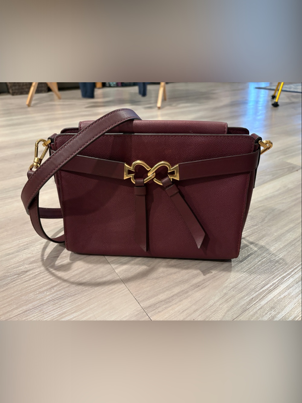 Kate Spade New York Toujours Medium Crossbody in Cherrywood